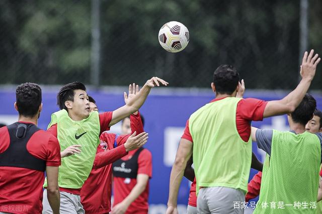 班凯罗三双魔术克鹈鹕 库兹马31分奇才胜国王